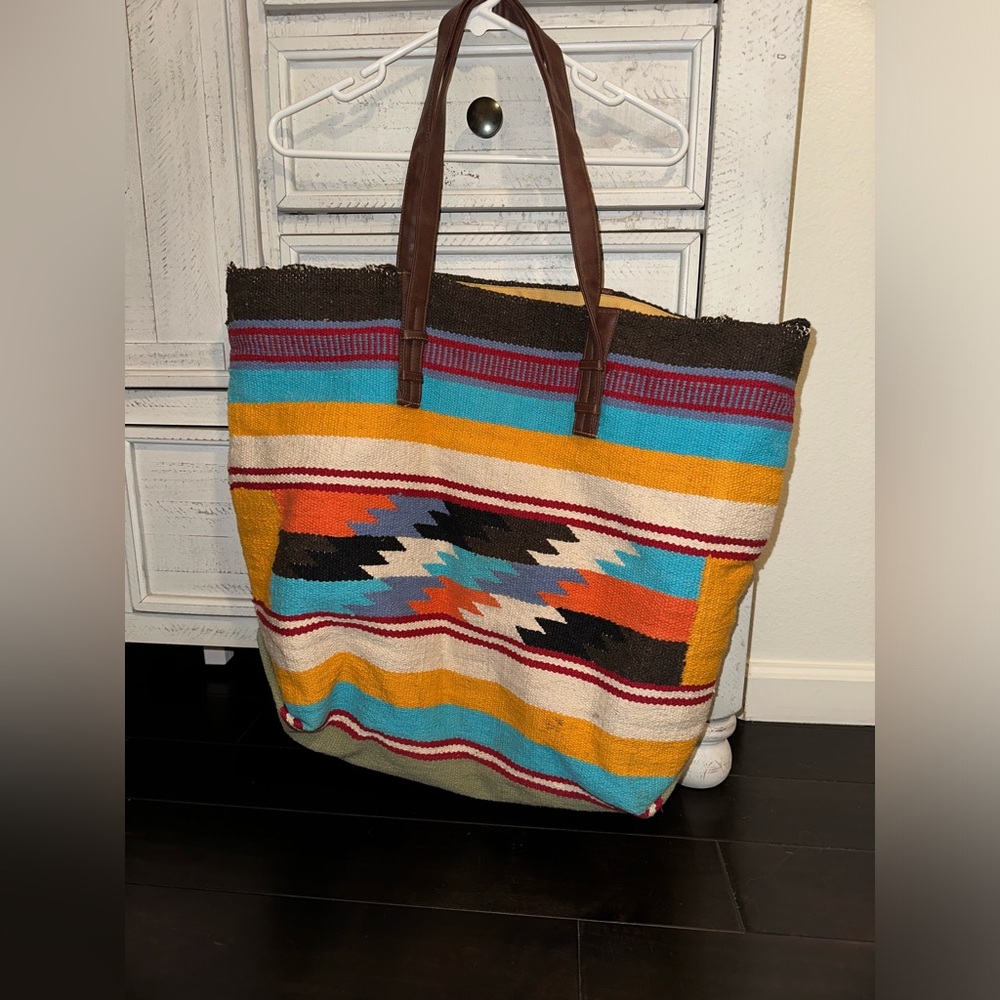 LOVESTITCH: Colorful Southwestern Tote Bag